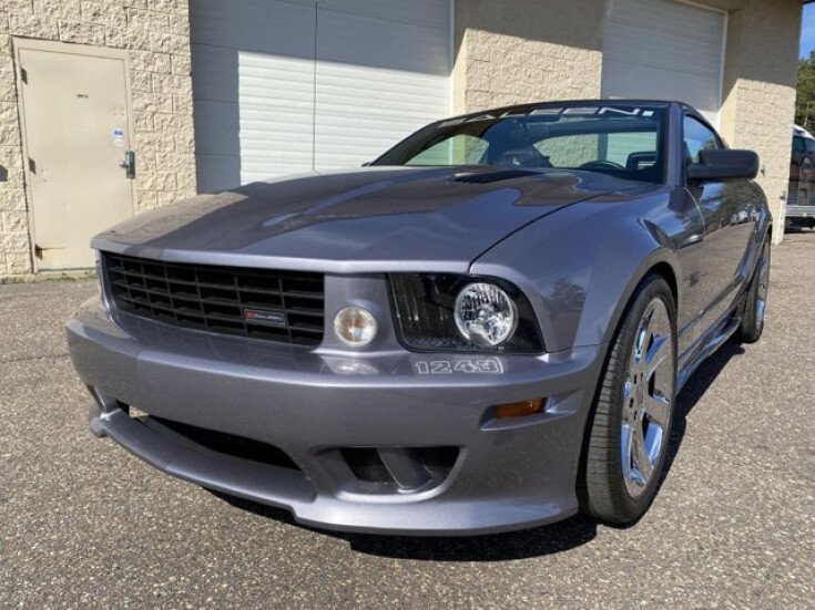 Photo for 2006 Ford Mustang